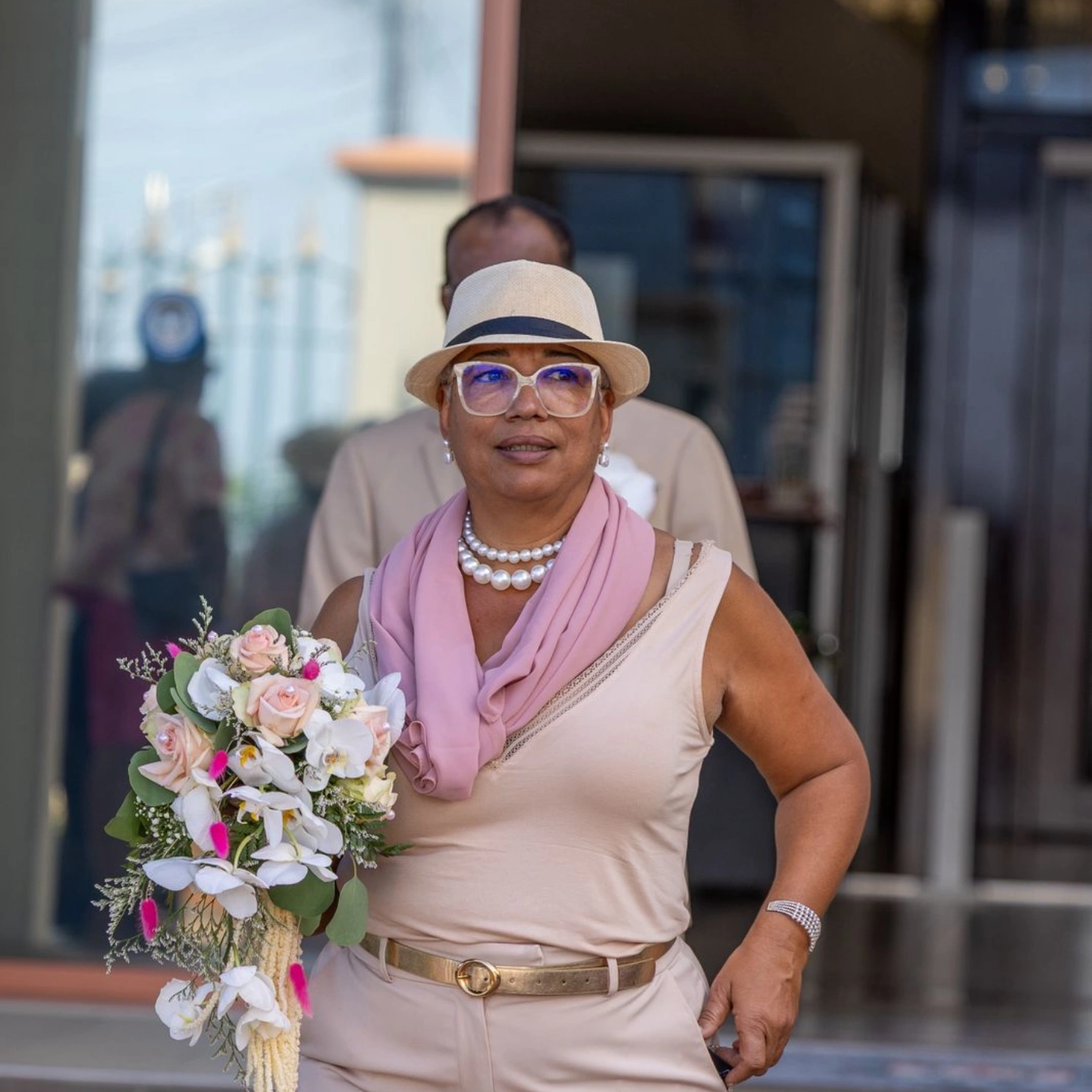 Marie Officiante Abel Ceremony